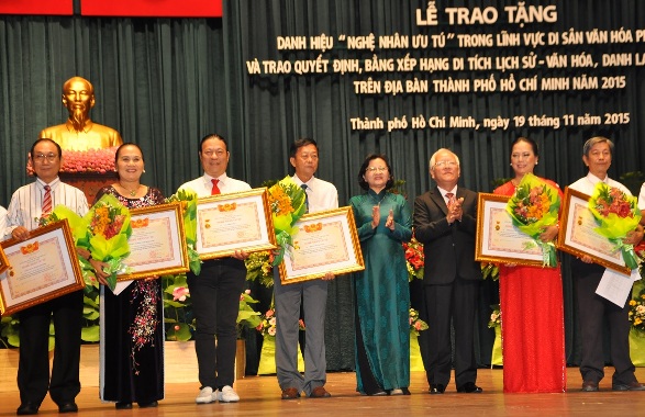 Ho Chi Minh city honours 16 meritorious artisans of intangible cultural heritage